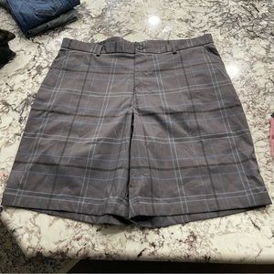 Lone Cypress golf shorts 38